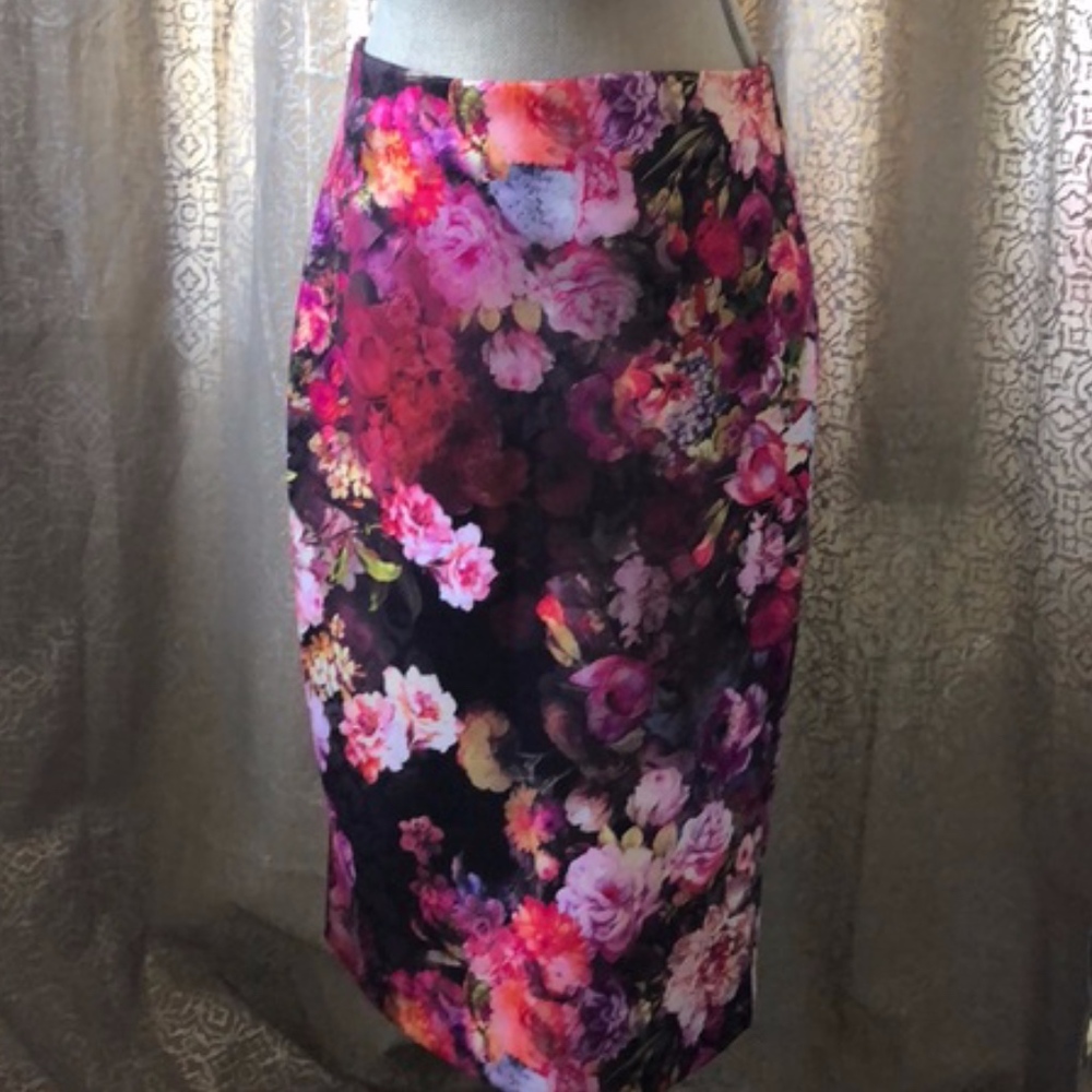 ECI New York Floral Pencil Midi Skirt - NWT